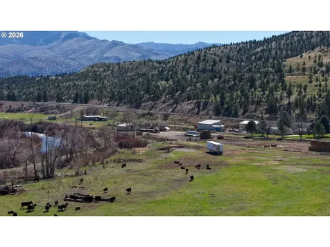 44011/43877 W Highway 26 Dayville OR 97825