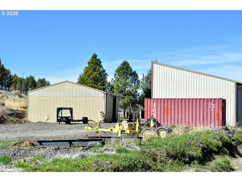 44011/43877 W Highway 26 Dayville OR 97825