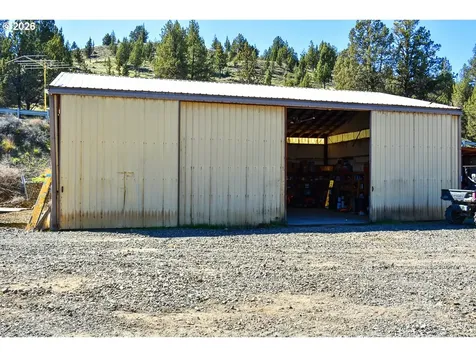 44011/43877 W Highway 26 Dayville OR 97825
