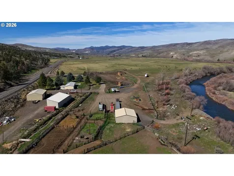 44011/43877 W Highway 26 Dayville OR 97825