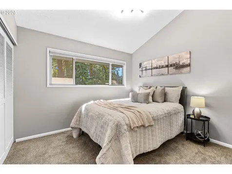 1910 SE 131st Avenue Vancouver WA 98683
