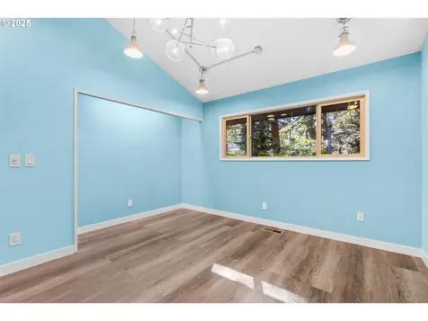 1910 SE 131st Avenue Vancouver WA 98683