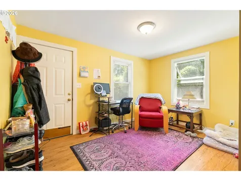 7245 NE Prescott Street Portland OR 97218