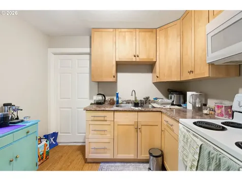 7245 NE Prescott Street Portland OR 97218