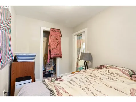 7245 NE Prescott Street Portland OR 97218