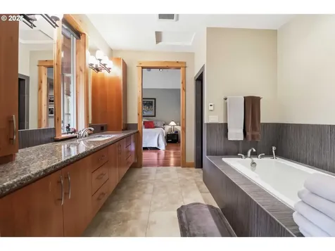 125 Royal Coachman Lane Kalama WA 98625