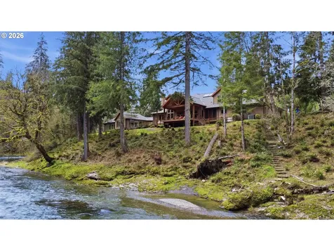 125 Royal Coachman Lane Kalama WA 98625