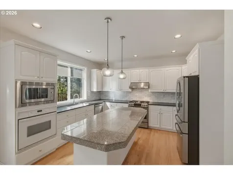 6009 SW Grand Oaks Drive Corvallis OR 97333