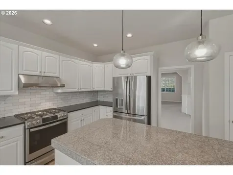 6009 SW Grand Oaks Drive Corvallis OR 97333