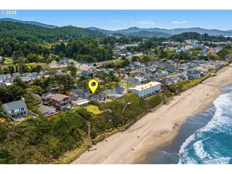 3063 SW Anchor Avenue Lincoln City OR 97367