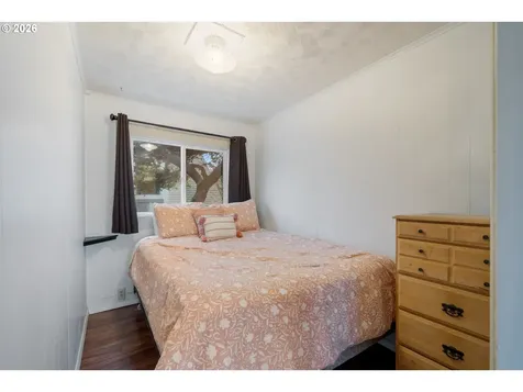 3063 SW Anchor Avenue Lincoln City OR 97367