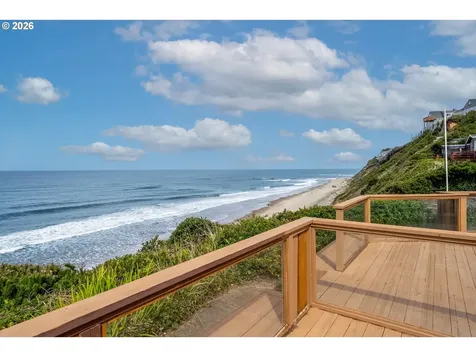 3063 SW Anchor Avenue Lincoln City OR 97367