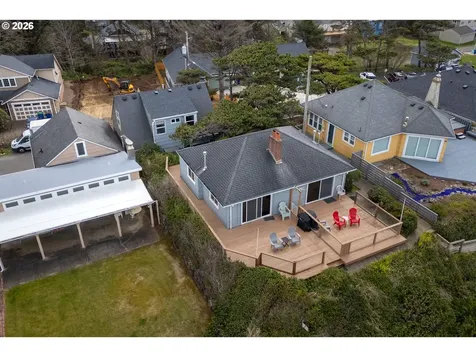 3063 SW Anchor Avenue Lincoln City OR 97367