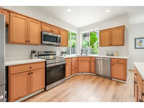 12949 NW Red Cedar Court Portland OR 97229