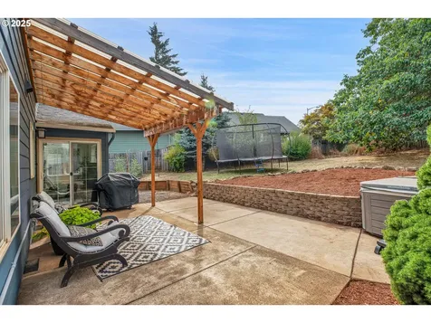 19777 Castleberry Loop Oregon City OR 97045