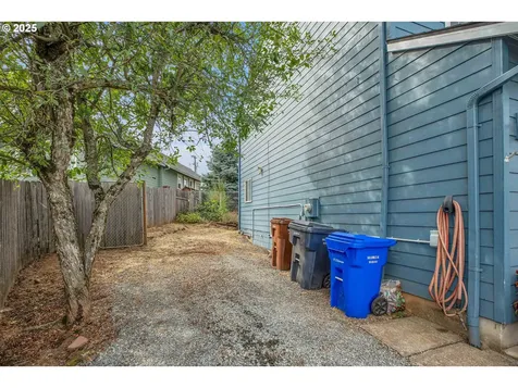 19777 Castleberry Loop Oregon City OR 97045