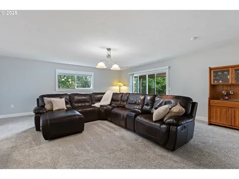 615 Meadow View Road Forest Grove OR 97116
