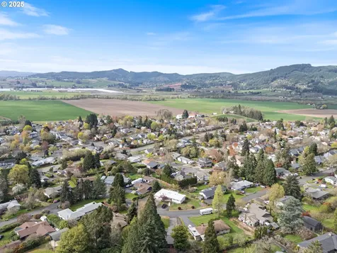 615 Meadow View Road Forest Grove OR 97116