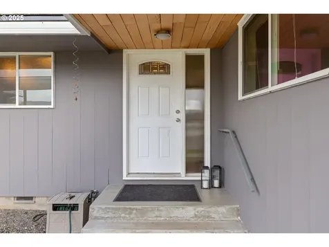 615 Meadow View Road Forest Grove OR 97116