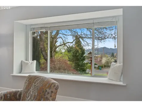 615 Meadow View Road Forest Grove OR 97116
