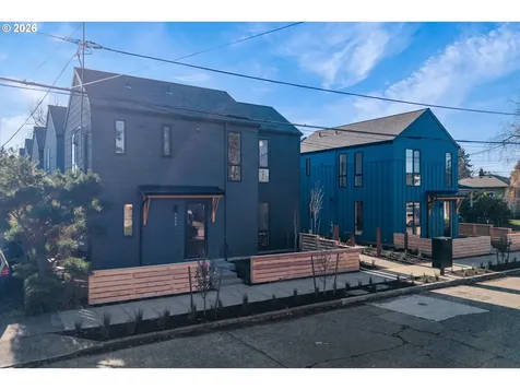 5498 SE Boise Street Portland OR 97206