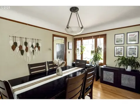 7540 N Chautauqua Boulevard Portland OR 97217
