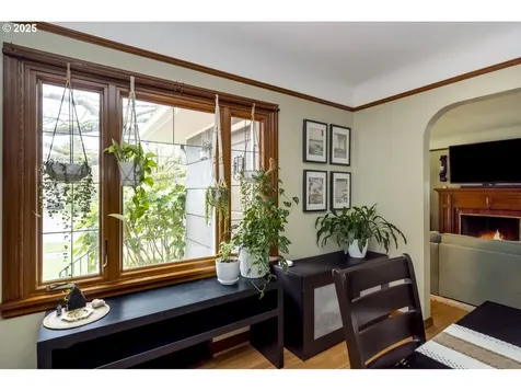 7540 N Chautauqua Boulevard Portland OR 97217