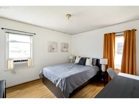 7540 N Chautauqua Boulevard Portland OR 97217