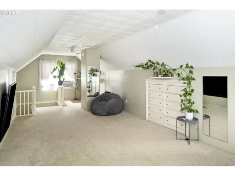 7540 N Chautauqua Boulevard Portland OR 97217