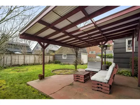 7540 N Chautauqua Boulevard Portland OR 97217