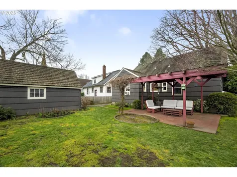 7540 N Chautauqua Boulevard Portland OR 97217
