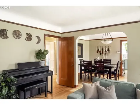 7540 N Chautauqua Boulevard Portland OR 97217