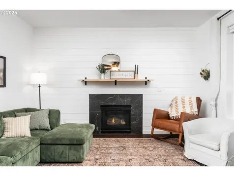 1024 Hartford Drive Forest Grove OR 97116