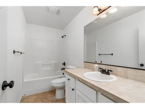 1024 Hartford Drive Forest Grove OR 97116
