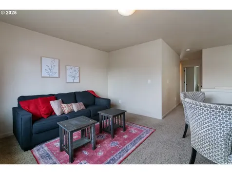 10415 NE 21st Court Vancouver WA 98686