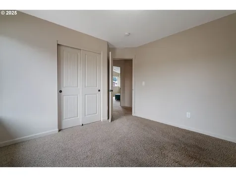 10415 NE 21st Court Vancouver WA 98686