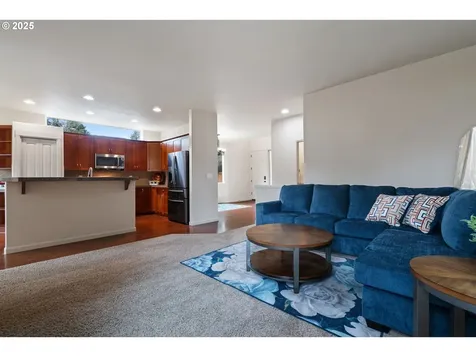 10415 NE 21st Court Vancouver WA 98686