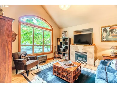 703 SE Anderson Lane Gresham OR 97080