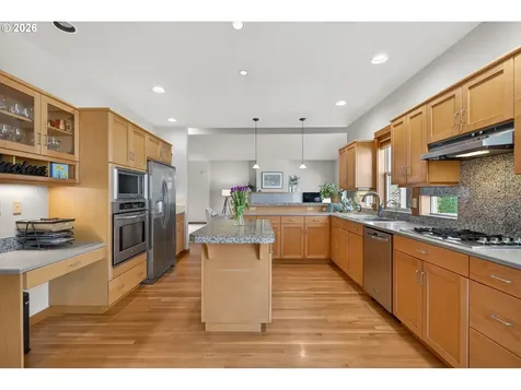 1142 NW Mayfield Road Portland OR 97229
