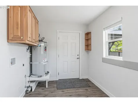 1116 N 3rd Avenue Kelso WA 98626