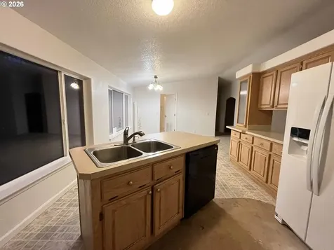 11211 Highway 36 Mapleton OR 97453