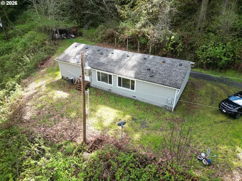 11211 Highway 36 Mapleton OR 97453