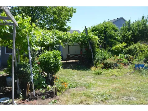 641 SE 148th Avenue Portland OR 97233