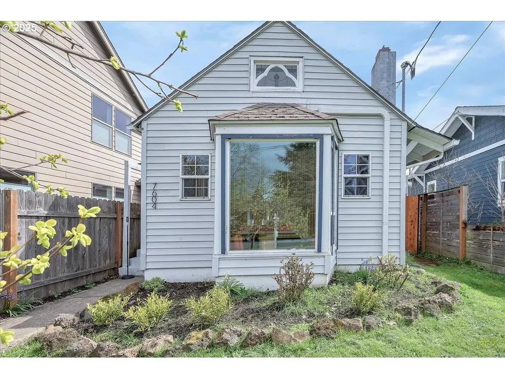 7604 N Chatham Avenue Portland OR 97217