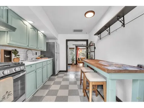 7604 N Chatham Avenue Portland OR 97217