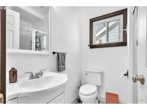 7604 N Chatham Avenue Portland OR 97217