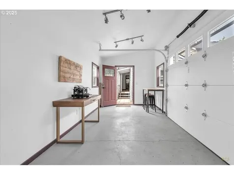 7604 N Chatham Avenue Portland OR 97217