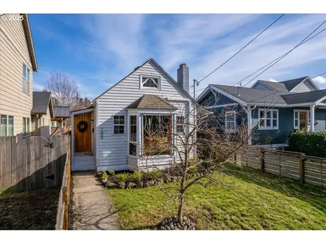 7604 N Chatham Avenue Portland OR 97217
