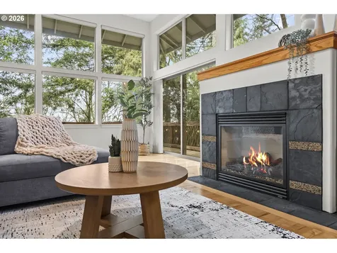 4249 SW Dosch Road Portland OR 97239