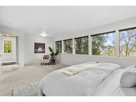 4249 SW Dosch Road Portland OR 97239